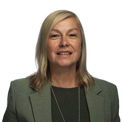 Portrait of Joanne Reynolds